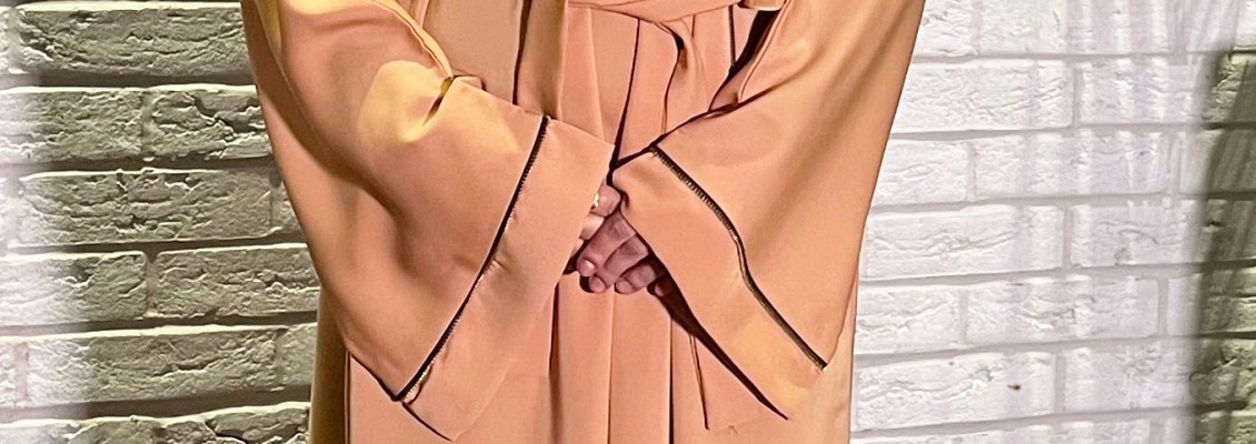 Zipper Abaya - Effortlessly Stylish and Convenient Options for Modest Dressi