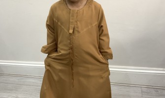 How to Wear a Thobe in Saudi Arabia