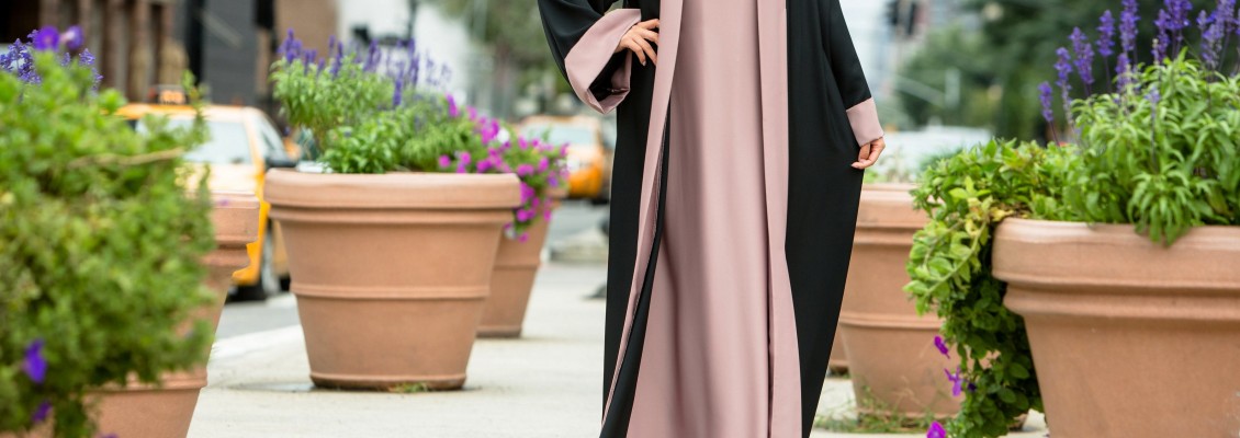 Can You Wear Heels With Abaya?