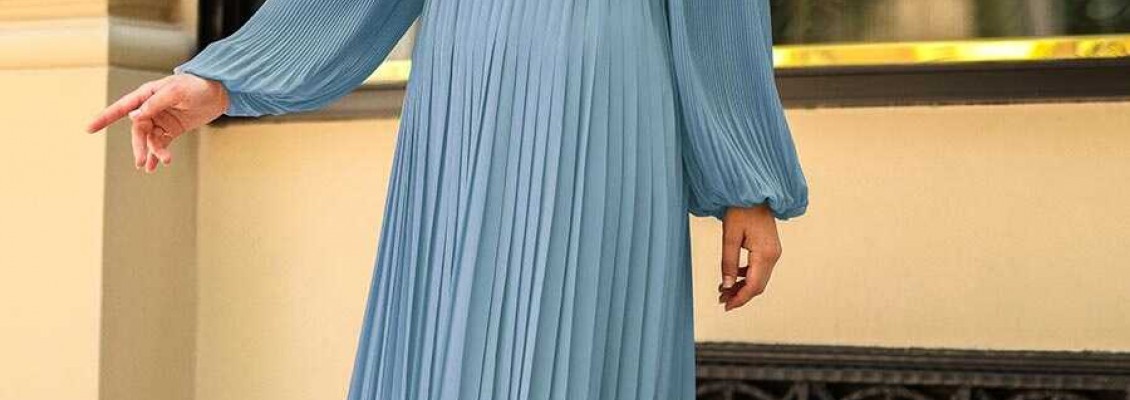 Importance of Modesty When Wearing an Abaya Dress